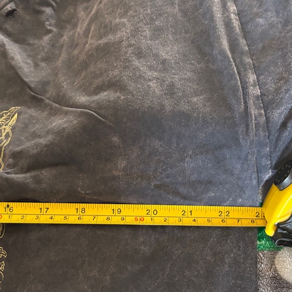 Vintage Canvas Black Graphic T-Shirt - Picture 5 of 7